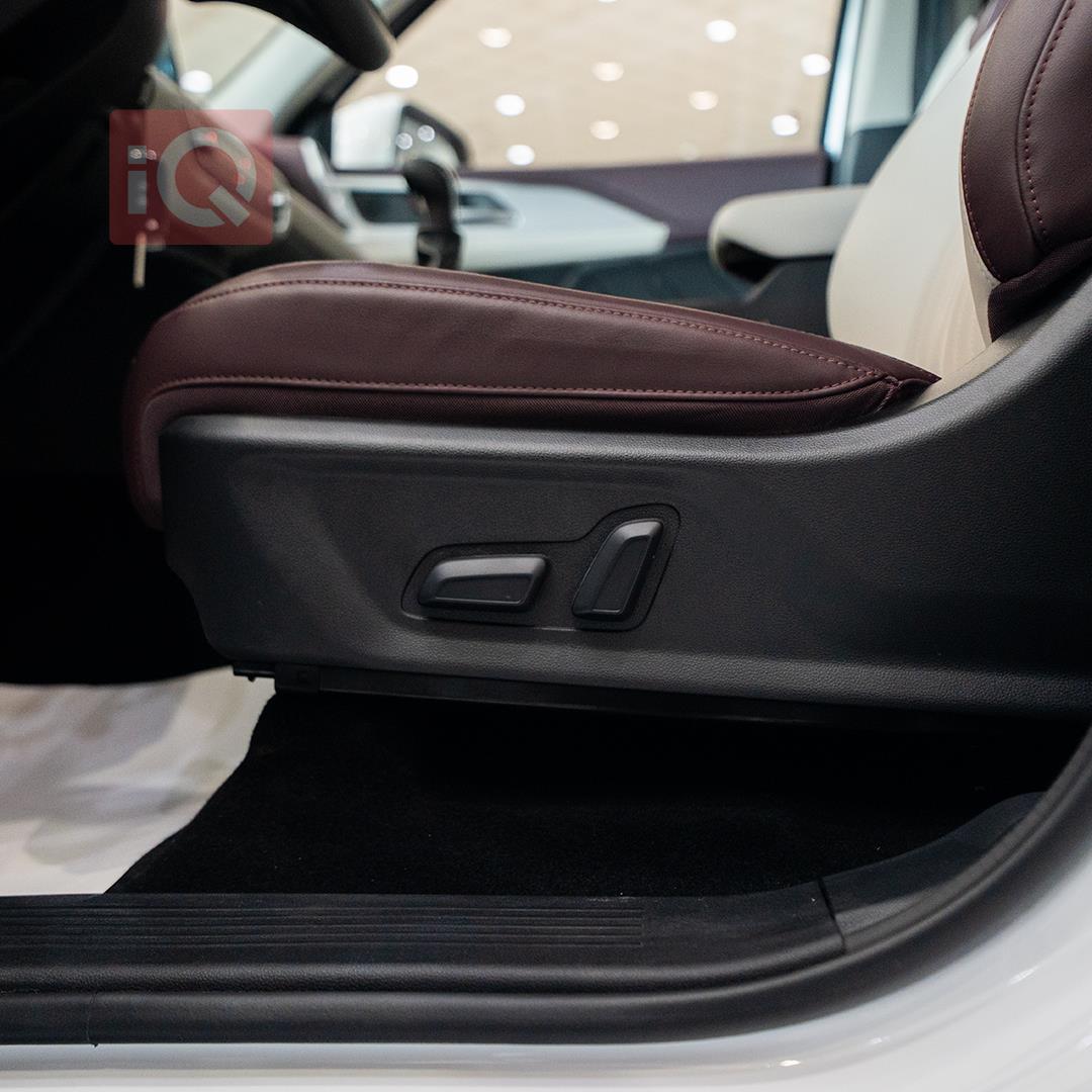 https://cdn.iqcars.io11.jpg